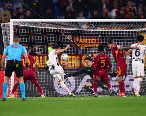 European football: Late fightback at Roma keeps Juventus in hunt for top-four spot | European club football | The Guardian