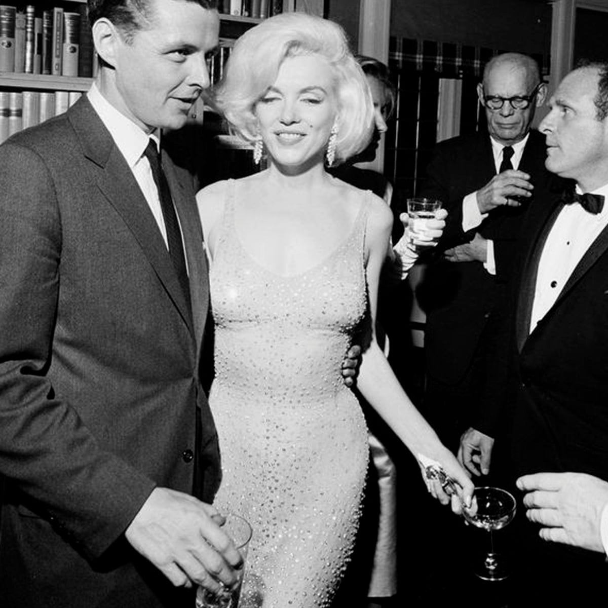 How Did Marilyn Monroe Die? – Marilyn Monroe Death, Explained