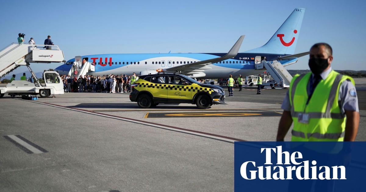 Coronavirus: ‘selfish covidiots’ on flight to UK from Greek island criticised
