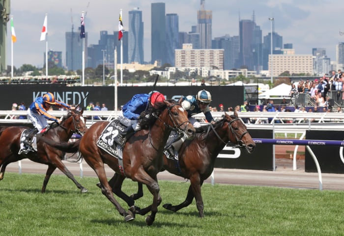 Melbourne Cup 2018 Cross Counter Wins But Tragedy Mars Race