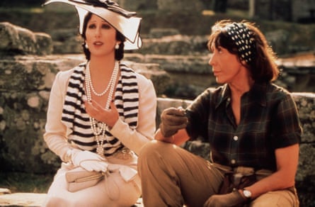 Cher and Tomlin in Tea With Mussolini