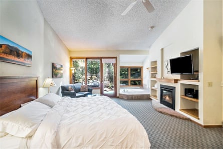 A room at the Boulder Brook Hote in Estes Park, Colorado