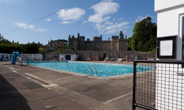 Cirencester open air pool.