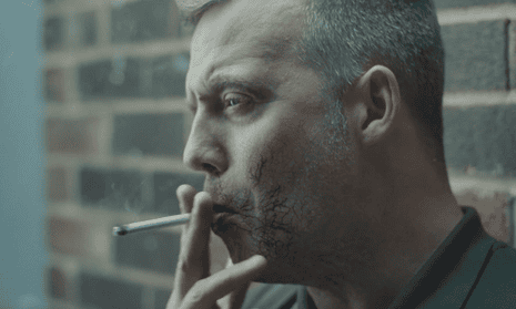 Hard-hitting new advert urges smokers to quit | Science | The Guardian