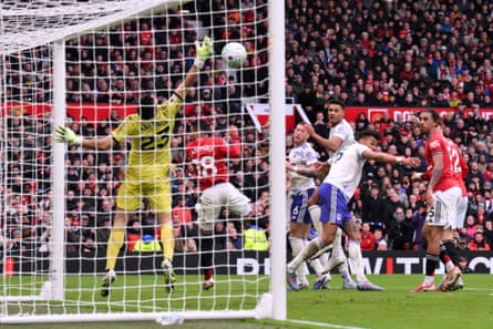 Casemiro heads Manchester United into the lead.