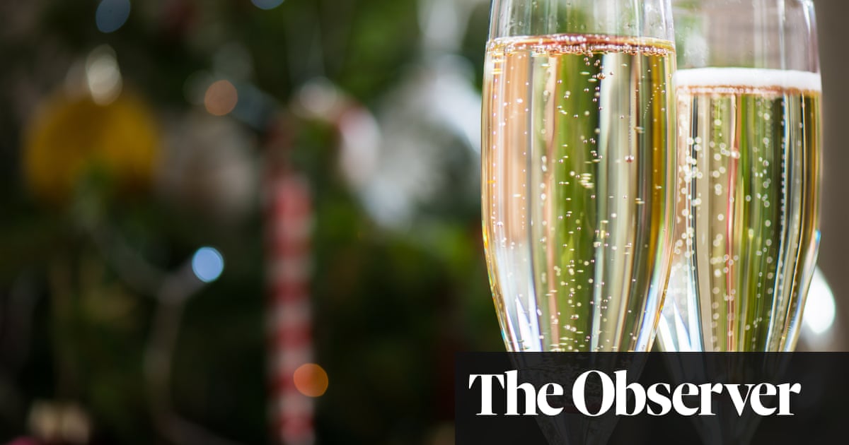 Are you dreaming of a booze-free Christmas? Join the (soda) club