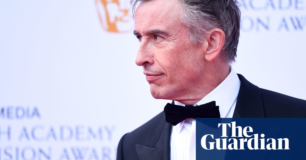 Steve Coogan accuses Labour of paving way for Reform UK