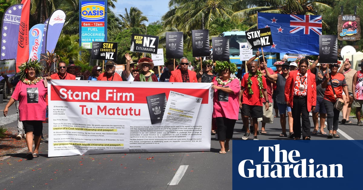 Hundreds Protest Cook Islands PM's Deal With China, Demand Transparency