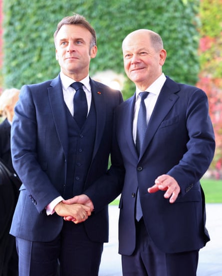 Emmanuel Macron with Olaf Scholz.