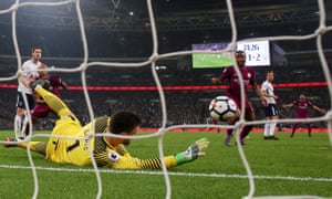 Raheem Sterling scores Manchester Cityâs third goal.