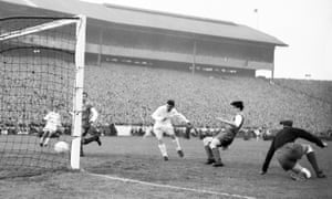 Ferenc Puskas scores Real Madrid’s fifth goal and completes his hat-trick