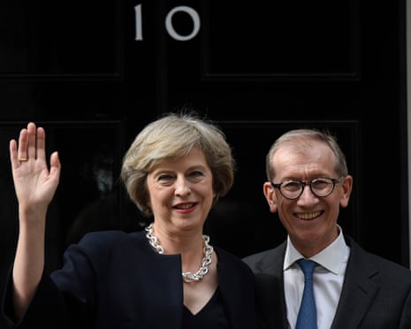 Theresa May and her husband wave outside No 10 Downing Street
