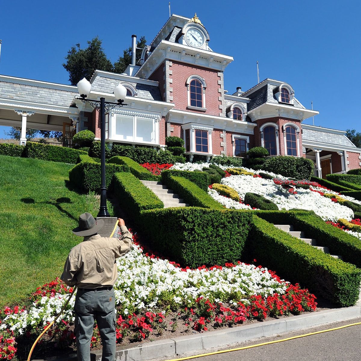 Michael Jackson S Neverland Ranch Cuts Sale Price By 69m Michael Jackson The Guardian