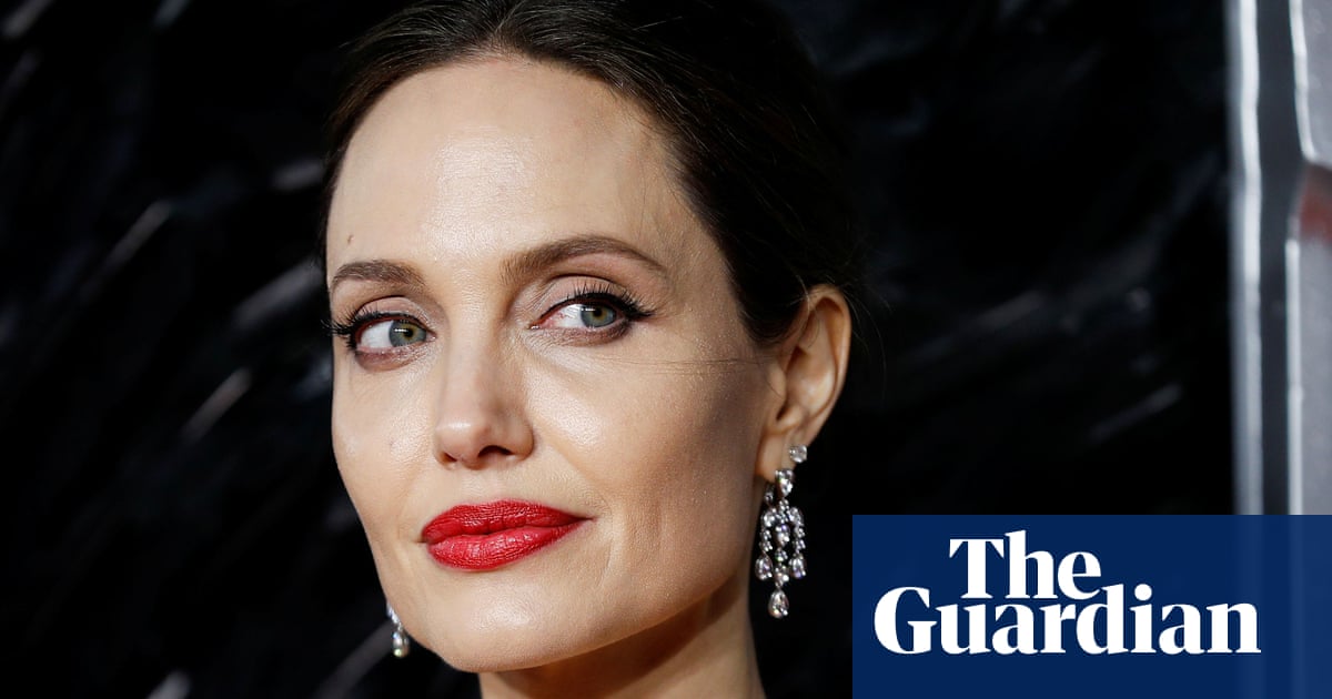 Angelina Jolie to direct biopic of photographer Don McCullin starring Tom Hardy