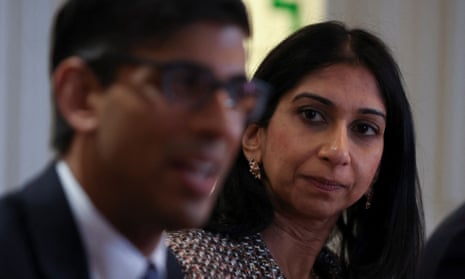 Rishi Sunak and Suella Braverman at a meeting with community and police leaders on tackling grooming gangs in Rochdale, 3 April 2023
