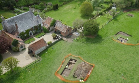 Village Roman S Xxx Videos - Barn conversion leads to amazing find of palatial Roman villa | Roman  Britain | The Guardian