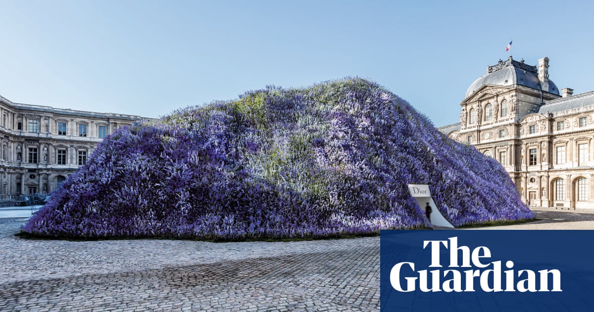 Fashion S Fellini The Spectacular Catwalks Of Alexandre De Betak Fashion The Guardian Fashion S Fellini The Spectacular Catwalks Of Alexandre De Betak Fashion The Guardian