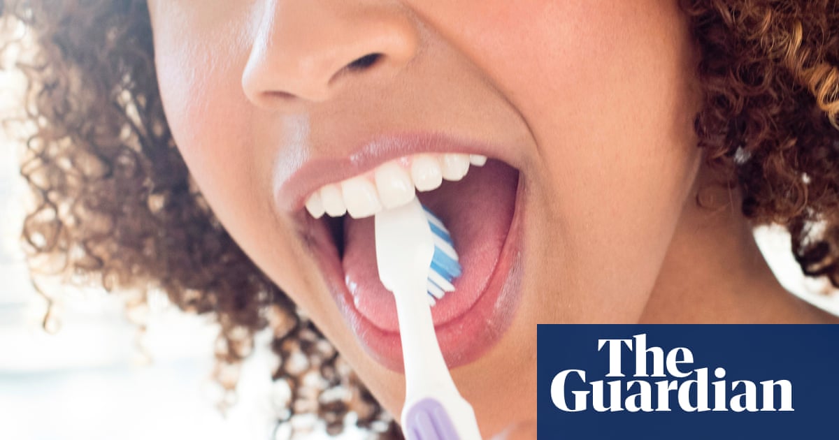 Bad breath? Try cleaning your tongue | Well actually Bad breath? Try cleaning your tongue | Well actually