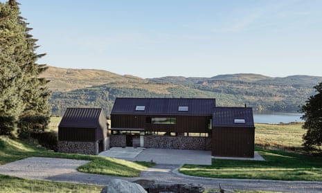 That’ll be the Tay: Jill and Neil Macnair’s stunning longhouse-inspired house in Perthshire.