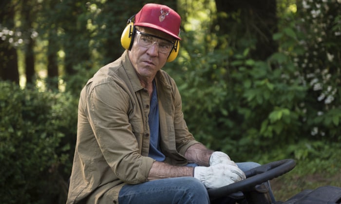 The Intruder review – Dennis Quaid goes gonzo in fun, silly thriller, Thrillers