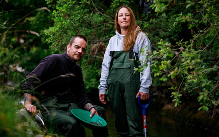 Gold panners Derek McNab and Lisa Kain in Scotland