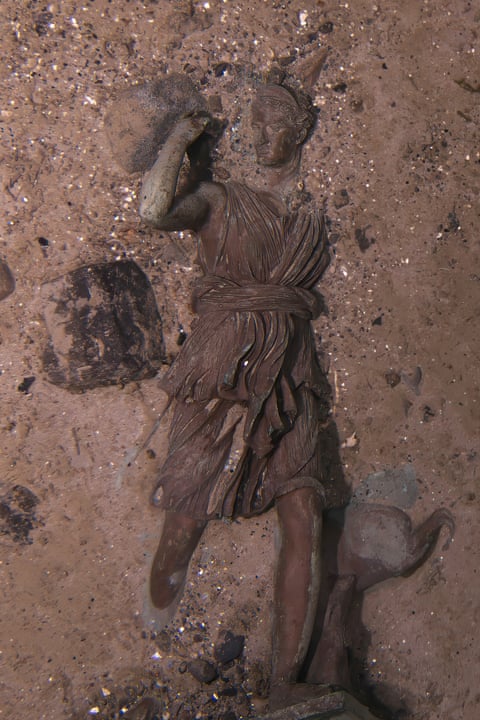 Statuja prej bronzi "Diana e Versajës" nga Titaniku.