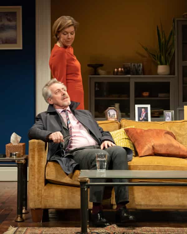 Griff Rhys Jones (Peter) and Janie Dee (Laura) in An Hour and a Half Late.