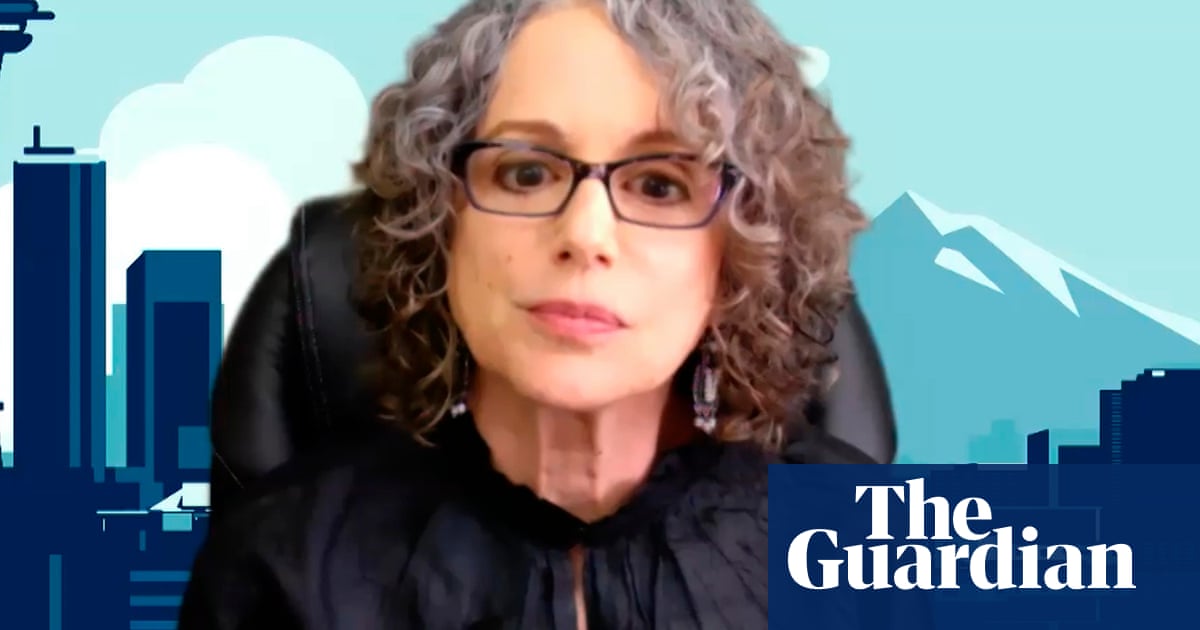 Autor Robin DiAngelo acusado de plagio en tesis doctoral | Libros Autor Robin DiAngelo acusado de plagio en tesis doctoral | Libros