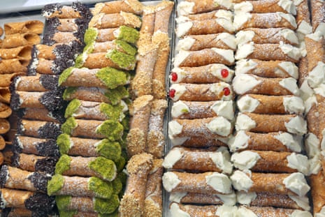 row upon row of delicious cannoli