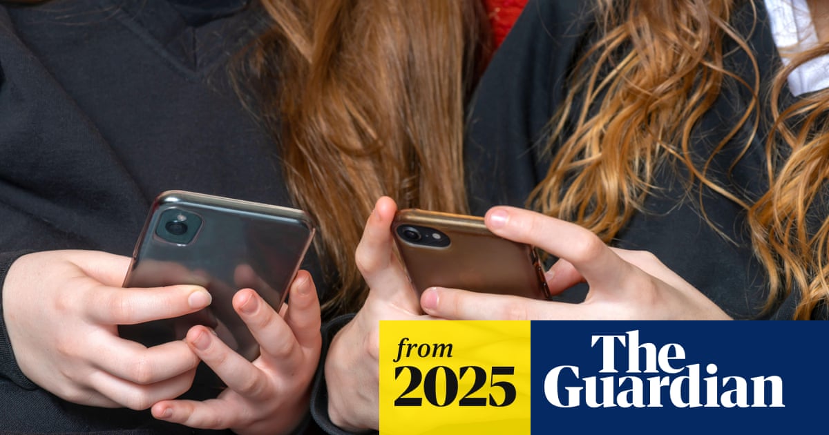 New Zealand’s prime minister proposes social media ban for under-16s
