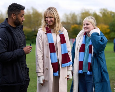 Samuel Anderson, Lucy Punch, who plays the “alpha mum” Amanda Hughes, Philippa Dunne, who plays Amanda’s long-suffering friend Anne Flynn .