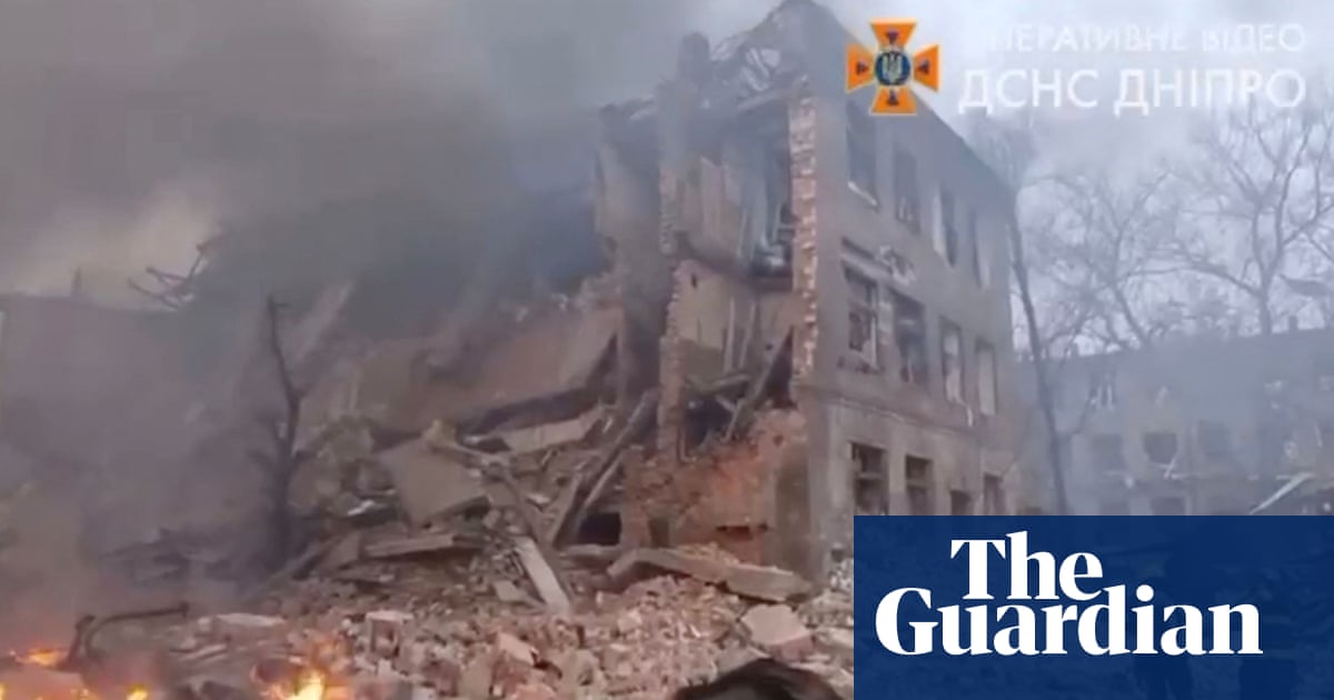 Ukraine: Dnipro footage shows aftermath of Russian airstrikes – video