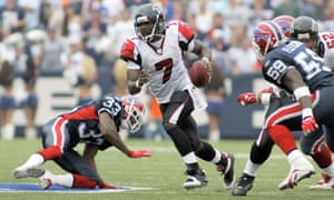 Michael Vick Officially Announces Retirement From Nfl After