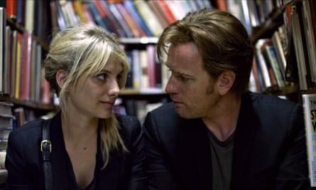 Mélanie Laurent and Ewan McGregor in Beginners.