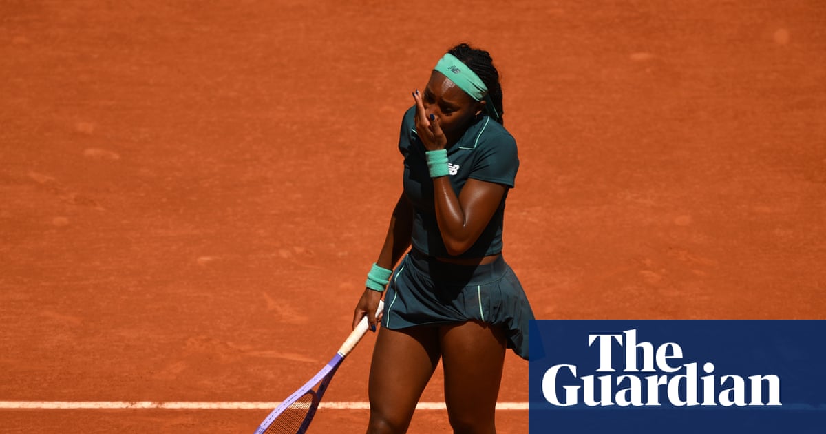 Coco Gauff reaches fourth round despite vomiting on court at Madrid Open