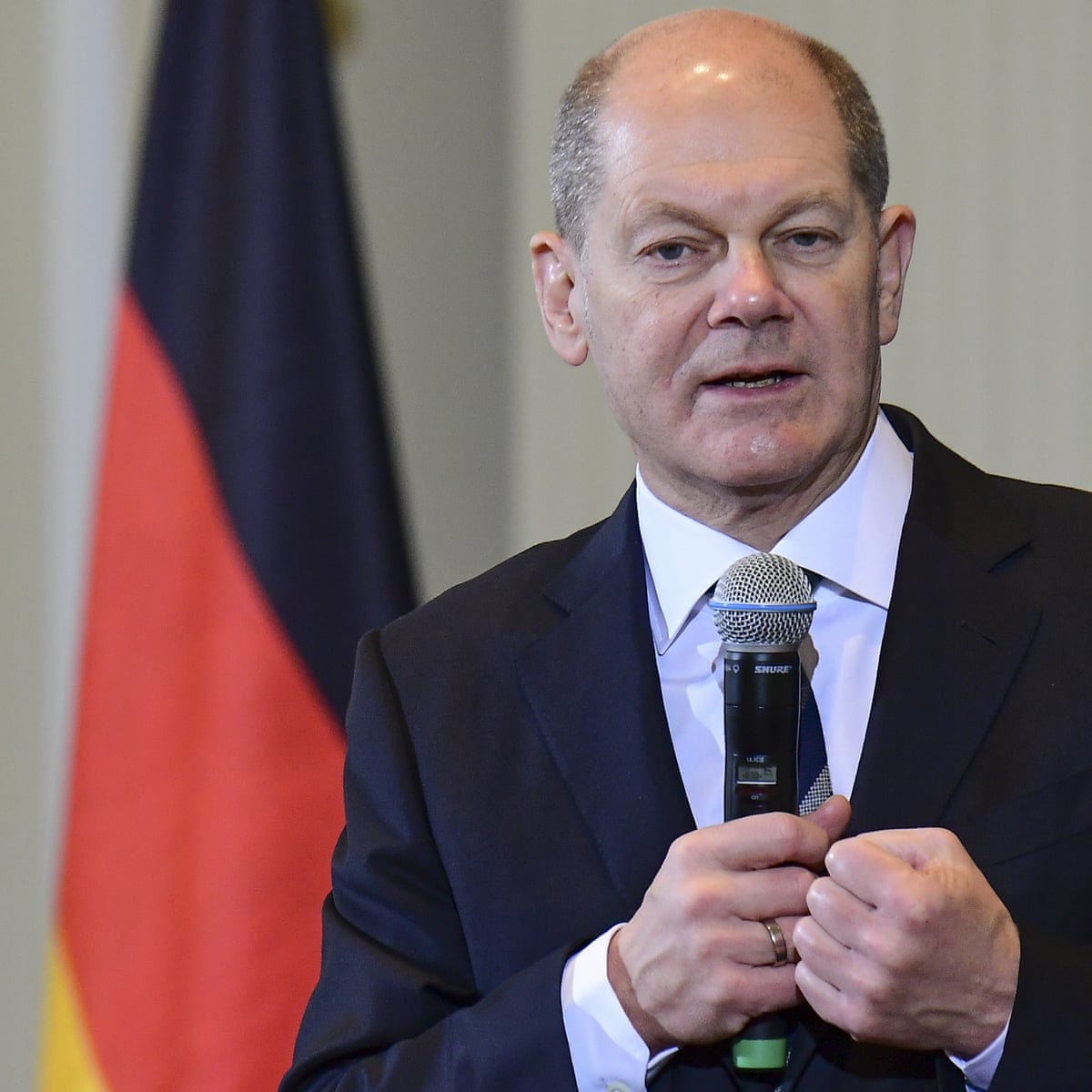 Scholz-o-matic: German chancellor's old habits find new audience | Germany  | The Guardian