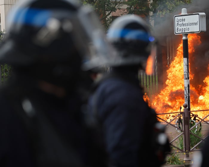 French students and police clash as school blockades turn violent