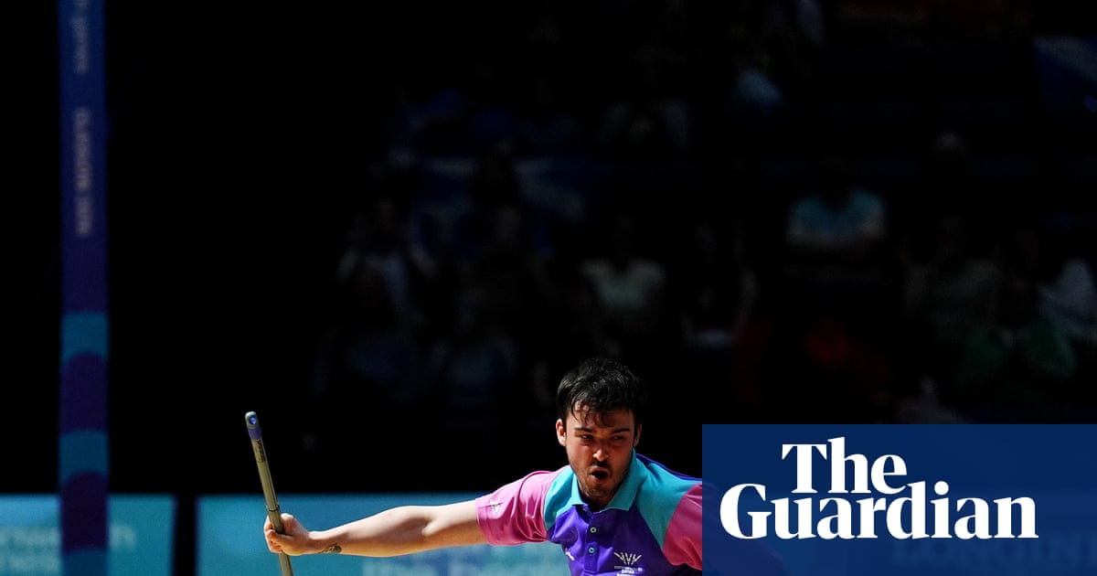 ‘It’s OK to mess around’: how ‘mop man’ stole the show at Glasgow’s Commonwealth Games