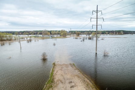 The village of Rakivka is still without power, weeks after losing electricity due to the flood.
