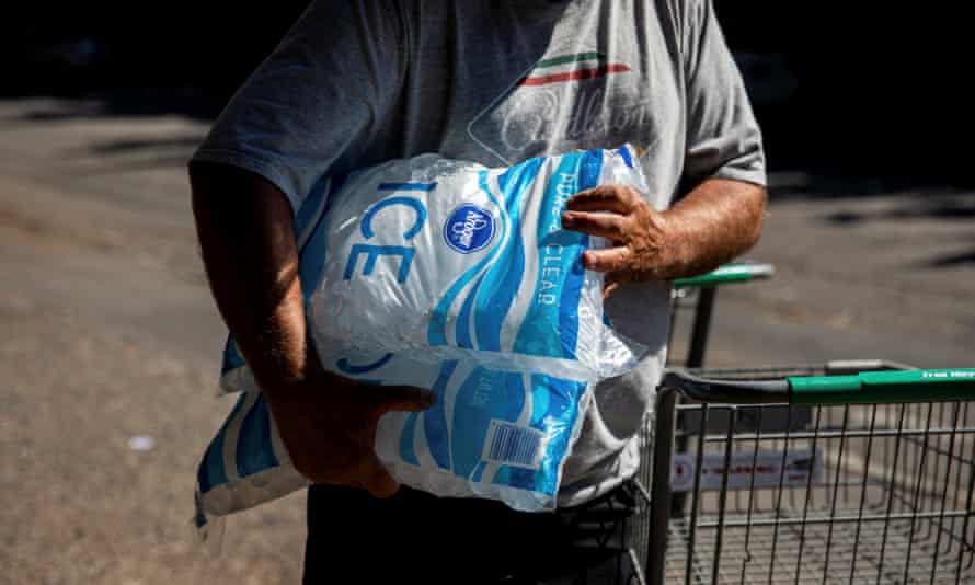 An unprecedented heatwave has engulfed the Pacific north-west, a typically moderate climate.