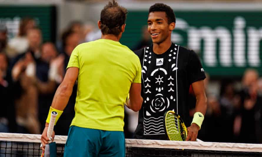 Félix Auger-Aliassime congratulates Rafael Nadal after their epic French Open encounter