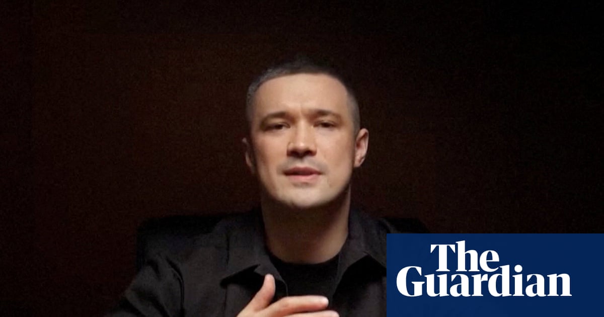 Sacking turns former Zelenskyy loyalist into potent political opponent