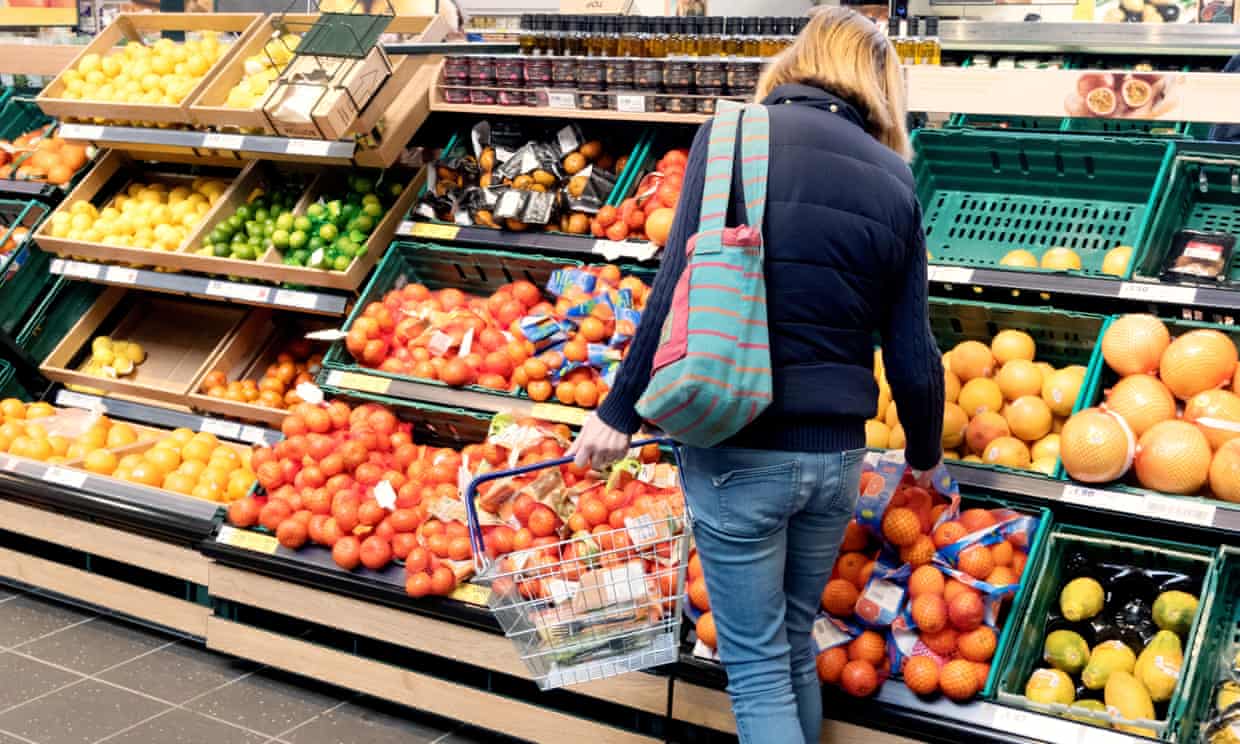 Ministers criticised for scrapping new food waste laws for England