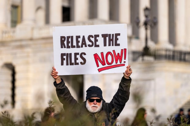 El Senado aprueba el proyecto de ley sobre los archivos de Epstein tras una votación casi unánime en la Cámara de Representantes. El Senado aprueba el proyecto de ley sobre los archivos de Epstein tras una votación casi unánime en la Cámara de Representantes.