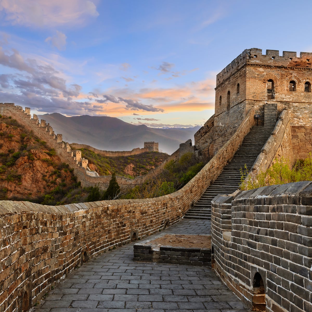 The Bittersweet Story Of Marina Abramovic S Epic Walk On The Great Wall Of China China Holidays The Guardian