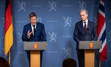 Robert Habeck (left) and Norway’s prime minister, Jonas Gahr Støre, speak to media in Oslo on Thursday.