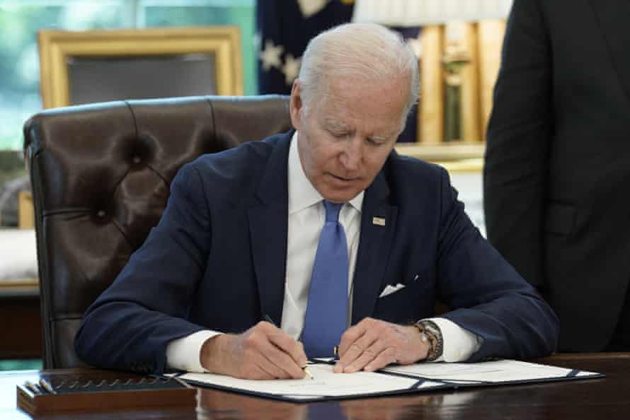 US president   Joe Biden signs the Ukraine Lend-Lease Act successful  Washington connected  Monday.