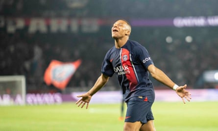 Kylian Mbappe scored twice for PSG as they beat Lens 3-1 in Paris.