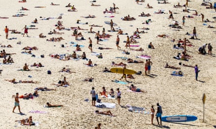 The Story Of Australia S Pandemic Can Be Told Through The Beaches Coronavirus The Guardian