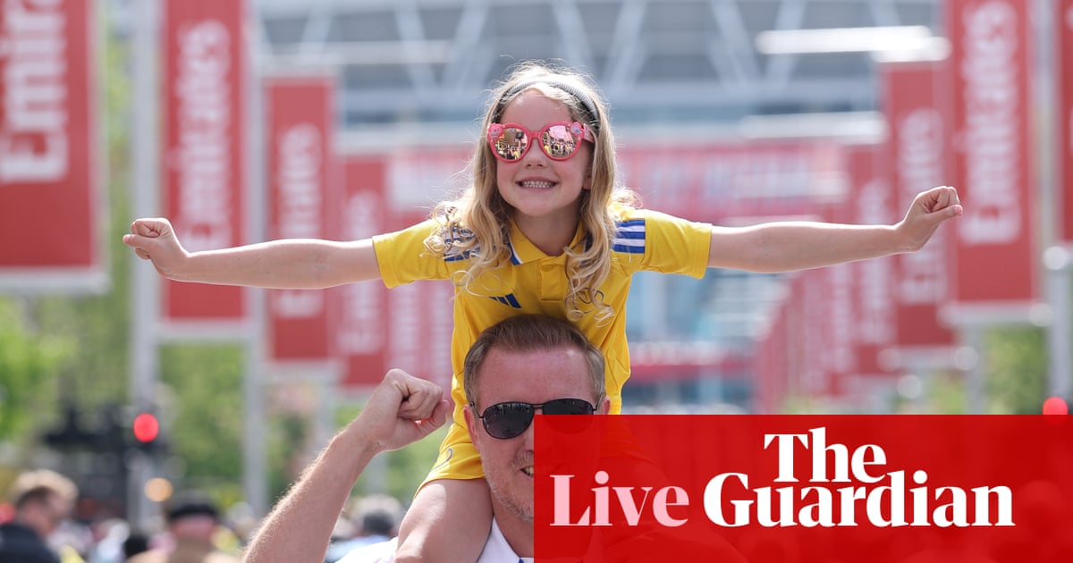 Chelsea v Leeds United: FA Cup semi-final – live